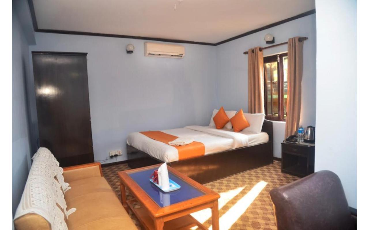 Hotel Travel Inn Pokhara Exterior photo