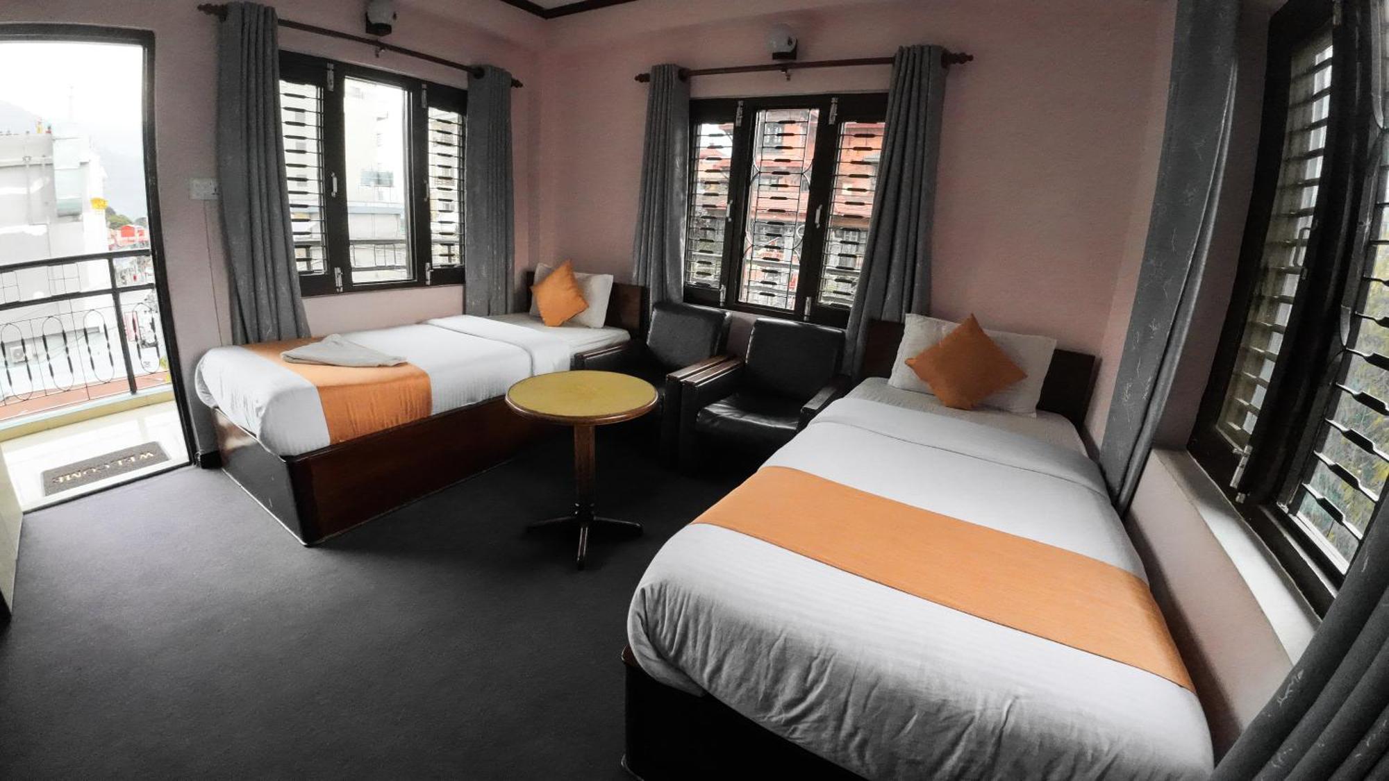 Hotel Travel Inn Pokhara Exterior photo